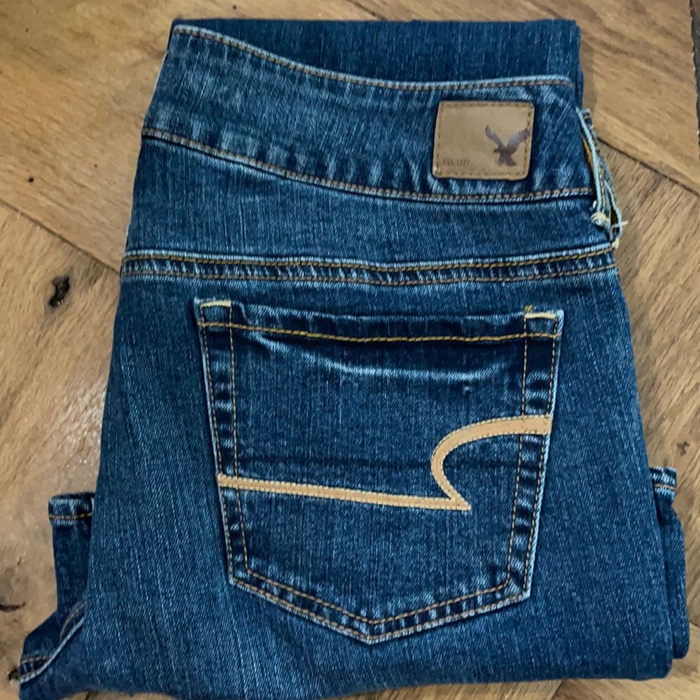 AEO Artist Stretch Flare Distressed Jeans 10 Short